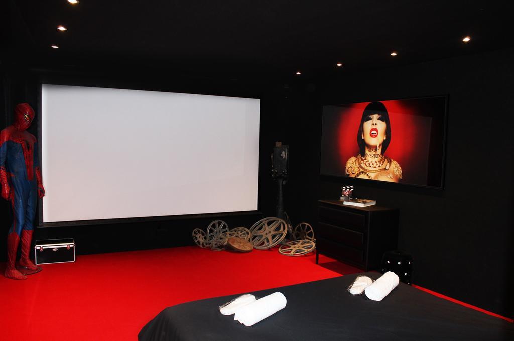 Shangtasia Luxury Art Room Grimaud Esterno foto