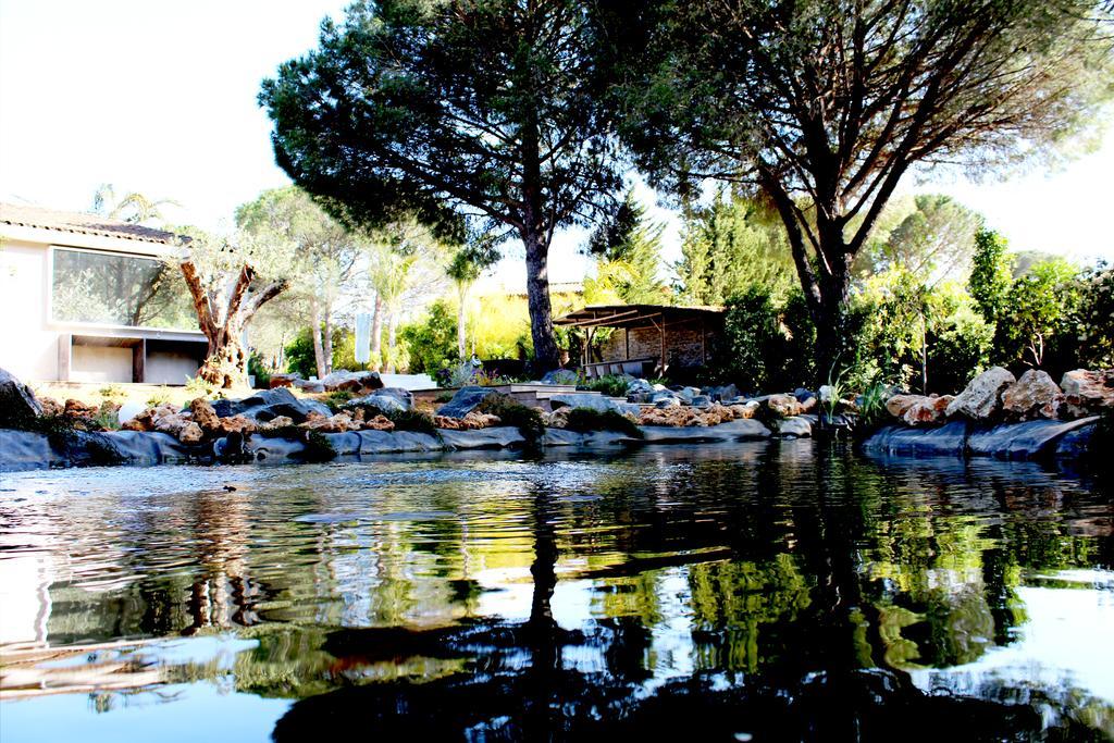 Shangtasia Luxury Art Room Grimaud Esterno foto